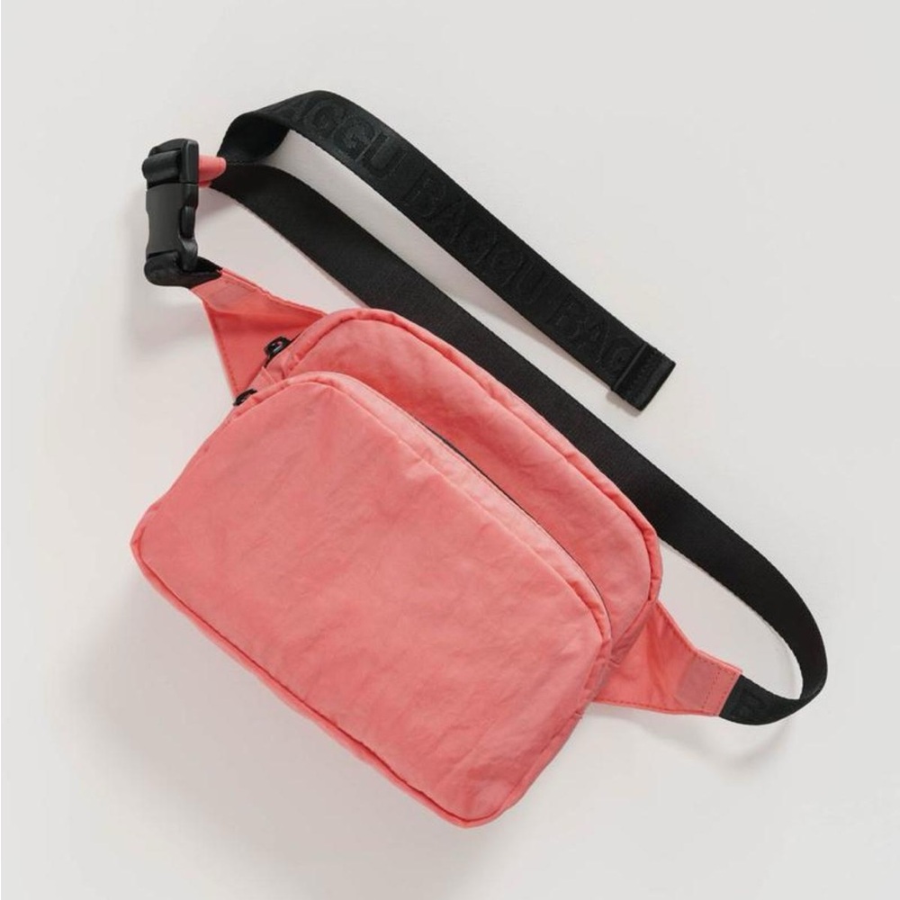 ✨BNWT - BAGGU Fanny Pack - Watermelon✨